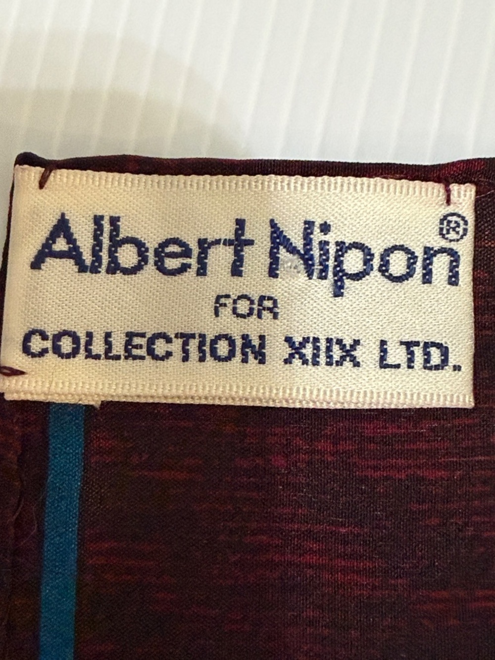 Albert Nipon Vintage Scarf 100% Silk. Made in Japan - Picture 2 of 8